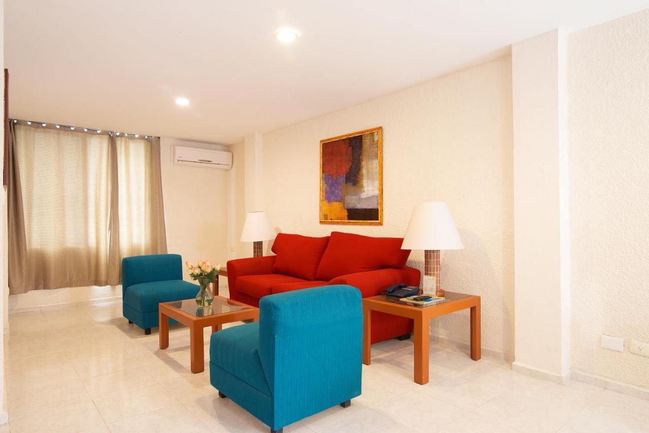 Hotel Y Suites Nader Канкун Екстер'єр фото